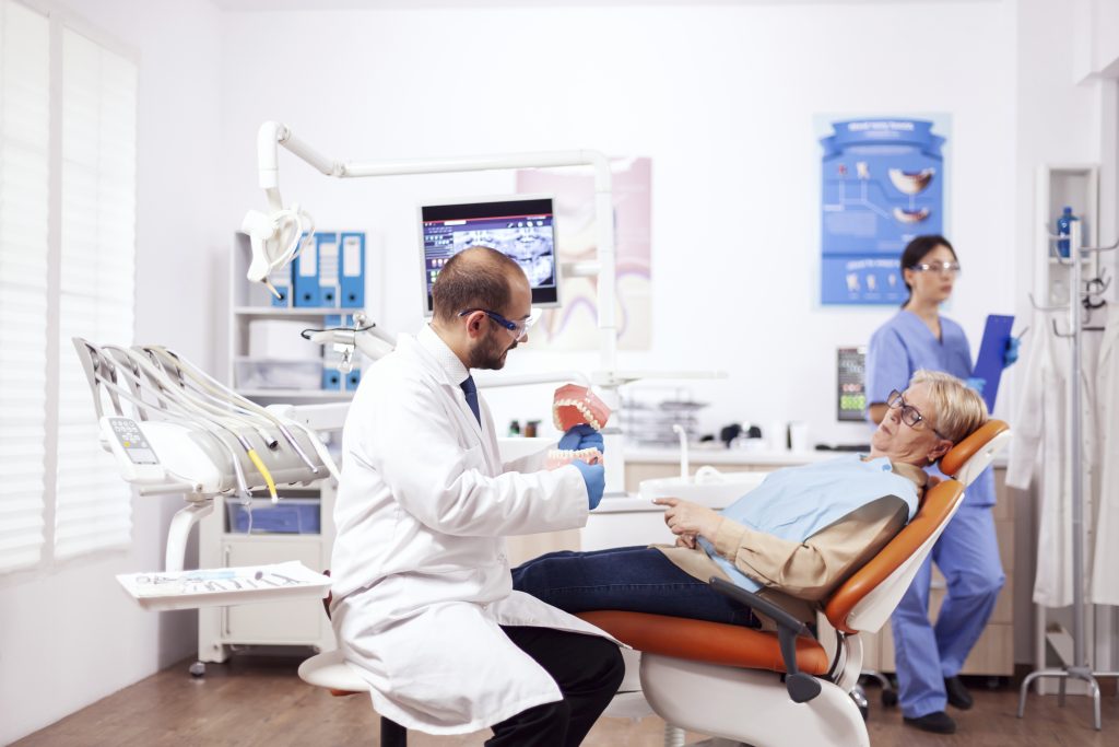 Osseointegration, Zahnarzt, MPE Medical, Dentalprodukte, photo by DC_Studio